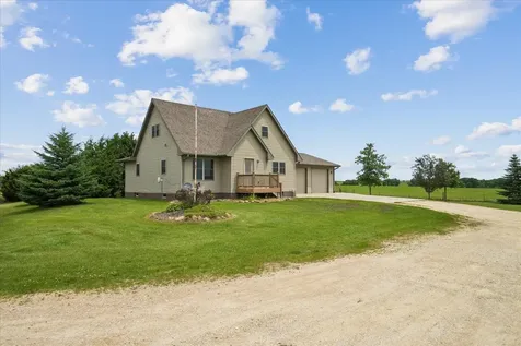 2388 260th Delhi IA 52223