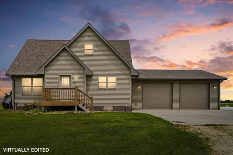 2388 260th Delhi IA 52223
