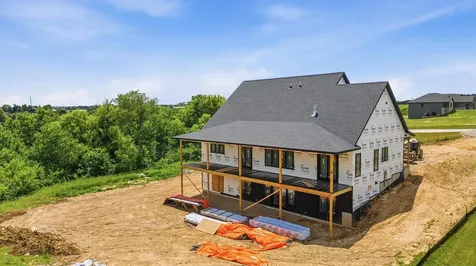 14400 Mill Ridge Dubuque IA 52002