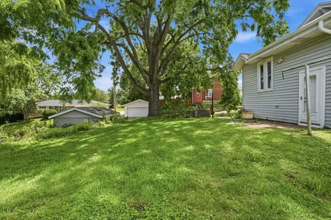 1510 Mount Pleasant Dubuque IA 52001