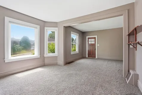 1510 Mount Pleasant Dubuque IA 52001