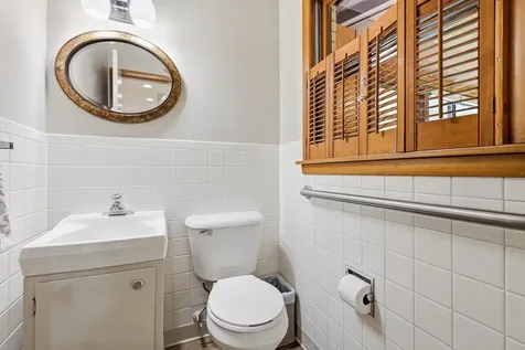 3448 Glencove Dubuque IA 52002