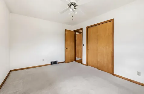 3448 Glencove Dubuque IA 52002