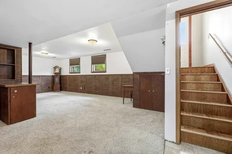 3448 Glencove Dubuque IA 52002