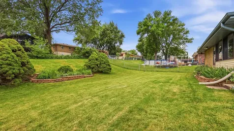 3448 Glencove Dubuque IA 52002