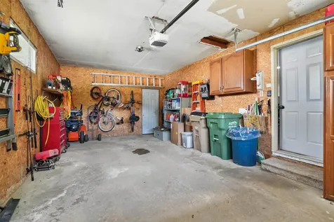 1316 8th Avenue SE Dyersville IA 52040