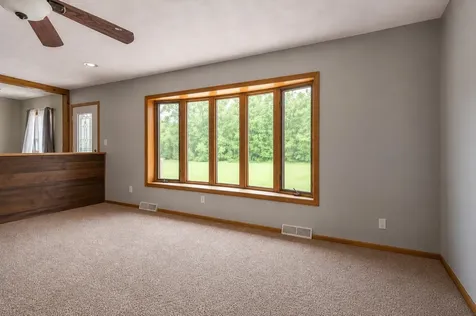 1615 W 32nd Dubuque IA 52001