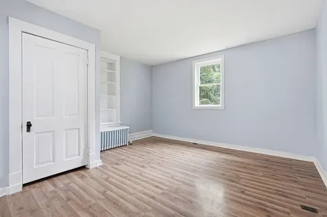 1435 Mount Pleasant Dubuque IA 52001