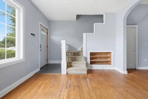 1435 Mount Pleasant Dubuque IA 52001