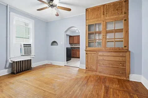 1435 Mount Pleasant Dubuque IA 52001