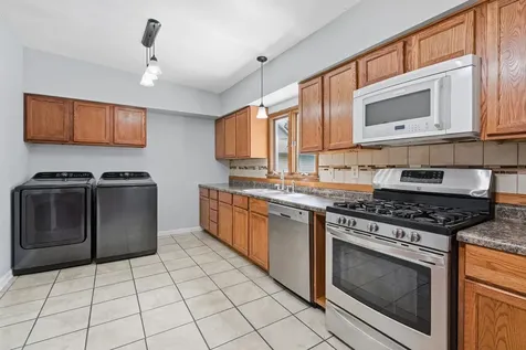1435 Mount Pleasant Dubuque IA 52001