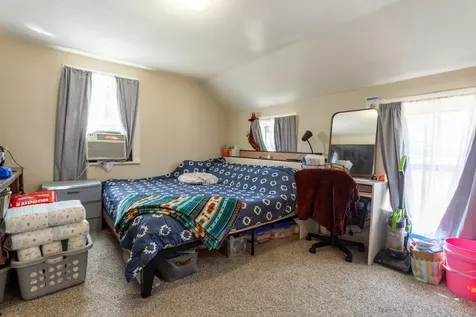 2740 Elm Dubuque IA 52001