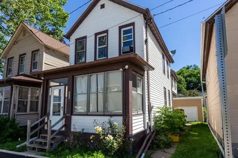 2740 Elm Dubuque IA 52001