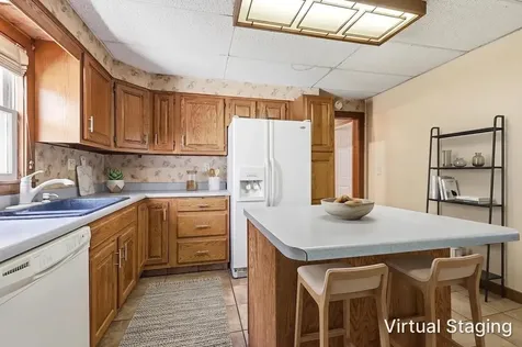 2030 Rockdale Dubuque IA 52003