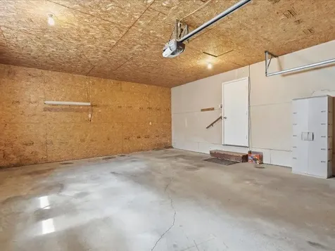1203 SE 8th Dyersville IA 52040