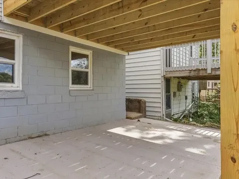 645 Angella Dubuque IA 52001