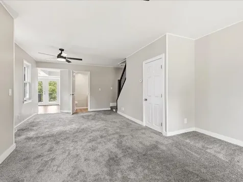 645 Angella Dubuque IA 52001