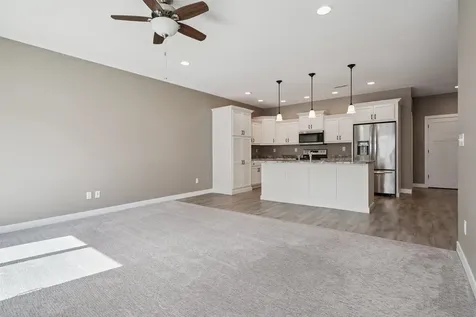 304 S Chestnut Edgewood IA 52042