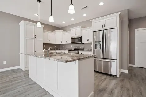 304 S Chestnut Edgewood IA 52042