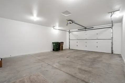 304 S Chestnut Edgewood IA 52042
