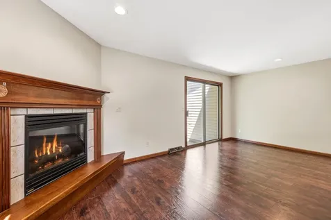 2205 Trenton Dubuque IA 52002