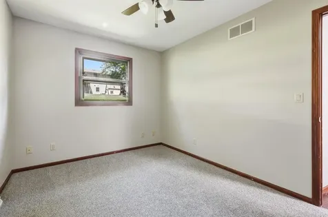 2205 Trenton Dubuque IA 52002
