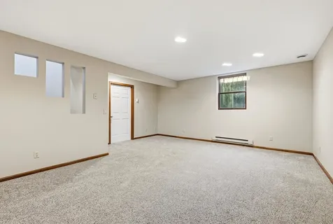 2205 Trenton Dubuque IA 52002