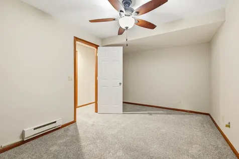 2205 Trenton Dubuque IA 52002