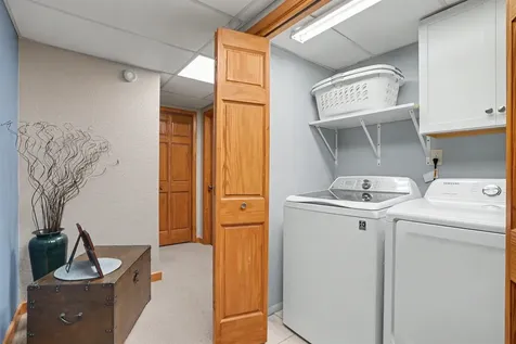 102 N Bluff Guttenberg IA 52052