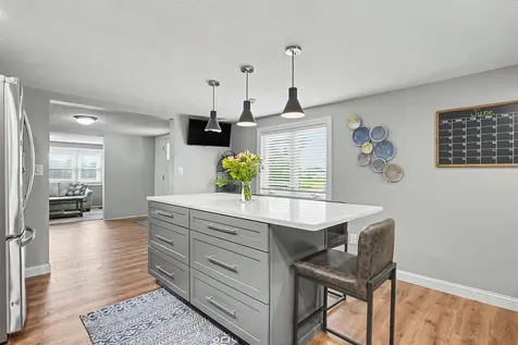102 N Bluff Guttenberg IA 52052