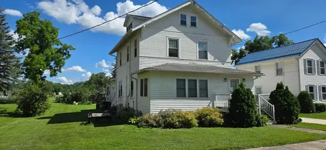 300 SE Chestnut Elkader IA 52043