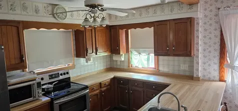 300 SE Chestnut Elkader IA 52043