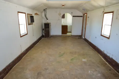 1109 Washington Bellevue IA 52031