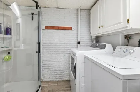 2786 Balboa Dubuque IA 52001