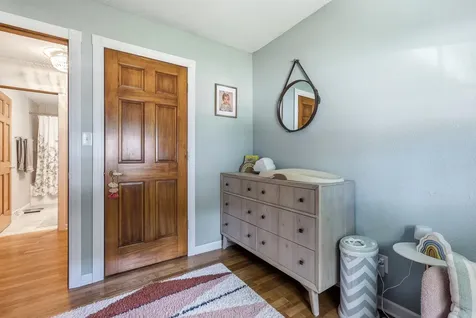 1150 Solon Dubuque IA 52001
