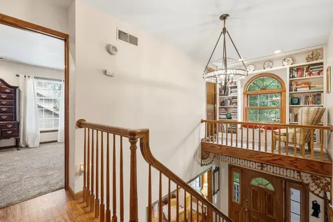 729 Brookview Dubuque IA 52003