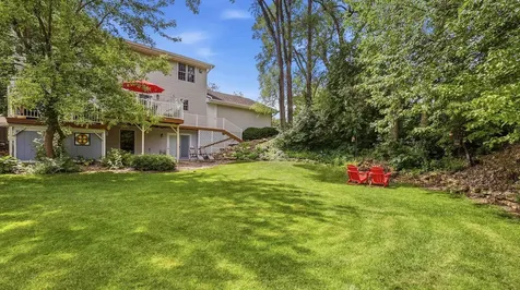 729 Brookview Dubuque IA 52003