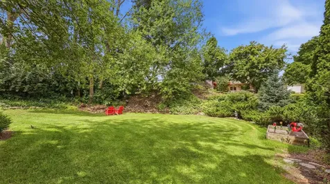 729 Brookview Dubuque IA 52003