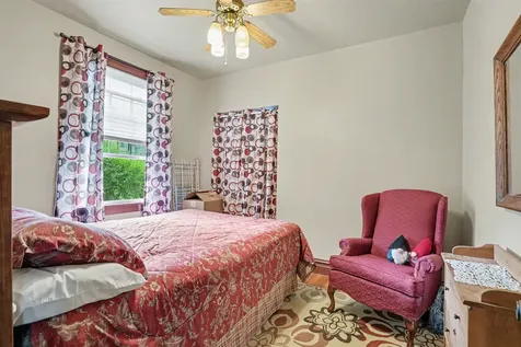 1230 Park Dubuque IA 52001-0000