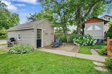 1230 Park Dubuque IA 52001-0000