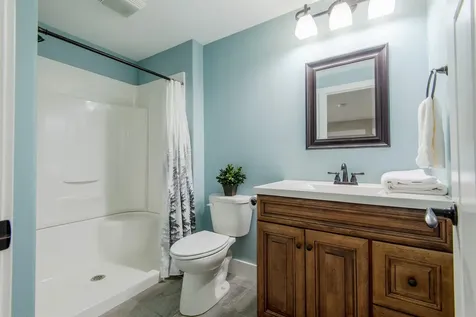 2619 Millstone Dubuque IA 52002