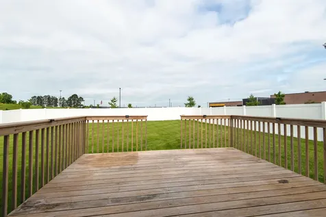 2619 Millstone Dubuque IA 52002