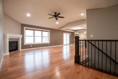 2619 Millstone Dubuque IA 52002