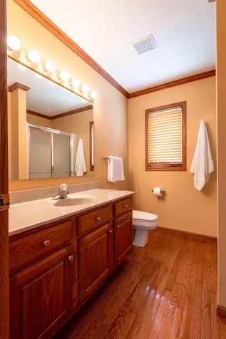 864 Carriage Hill Dubuque IA 52003