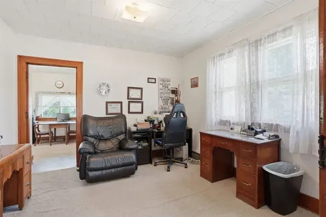 910 SW Carter Elkader IA 52043