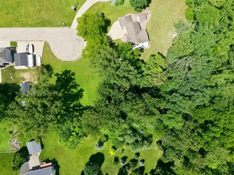 Lot 1 Timber View Dubuque IA 52001