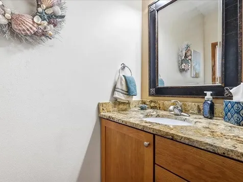 2205 N Riverview Bellevue IA 52031
