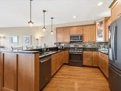 2205 N Riverview Bellevue IA 52031