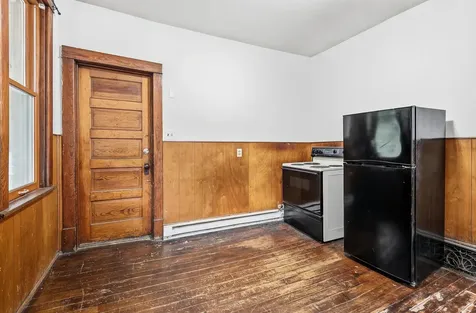 2515 Central Dubuque IA 52001