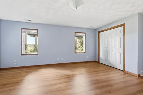6109 Willow Brook Dubuque IA 52002